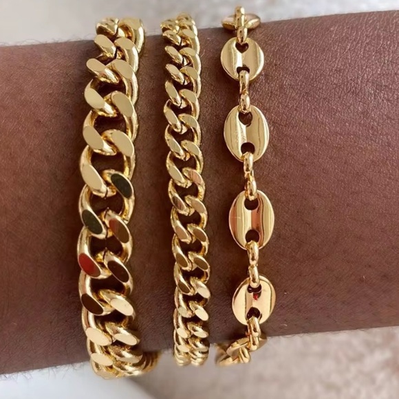 Gold Chunky Chain Bracelet– Statement Link Jewelry - Picture 4 of 4